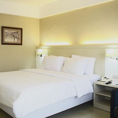Hotel Sandjaja Palembang Dış mekan fotoğraf