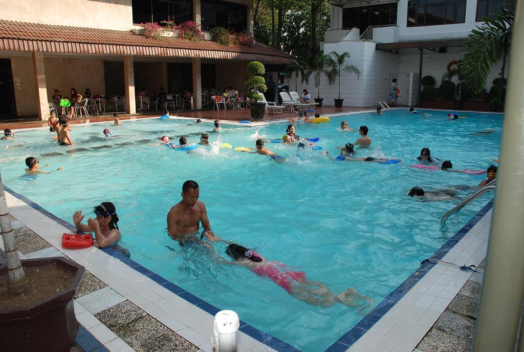 Hotel Sandjaja Palembang Dış mekan fotoğraf