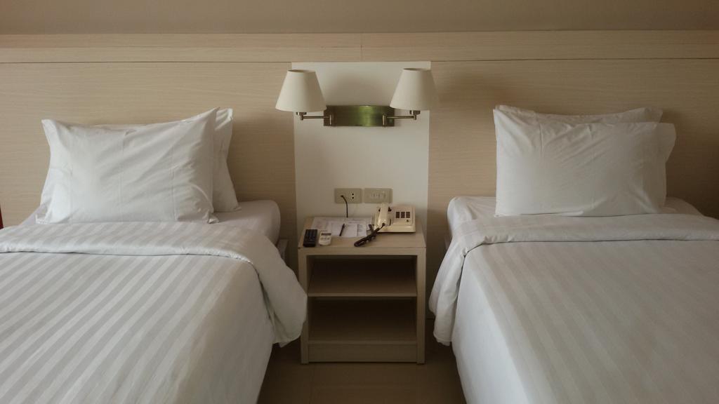 Hotel Sandjaja Palembang Dış mekan fotoğraf