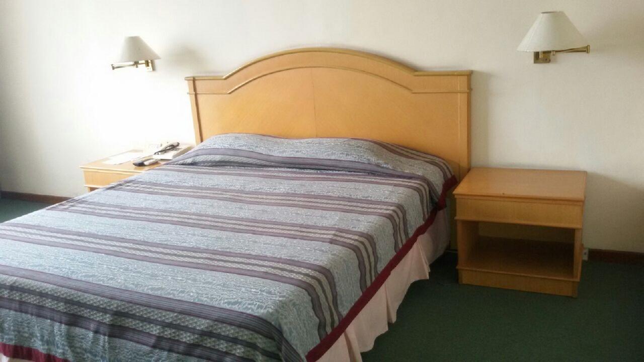 Hotel Sandjaja Palembang Dış mekan fotoğraf